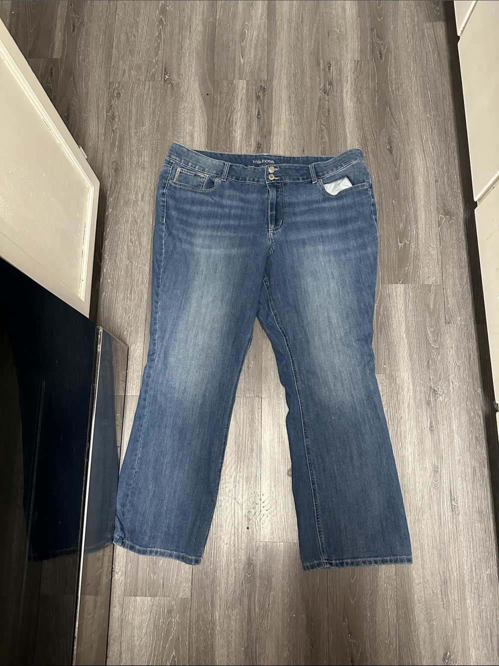 Lot of four women’s size 22 pants all are like new Maurice’s and old Navy